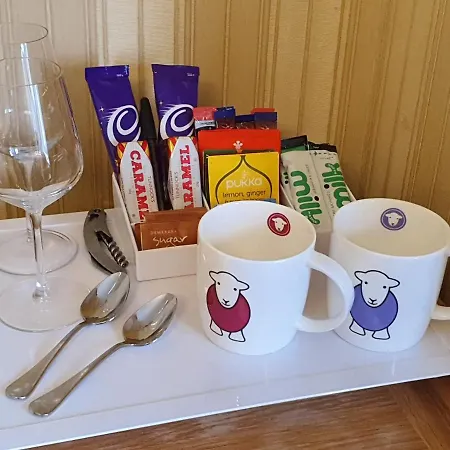 Bed & Breakfast Strathmore (adults Only)